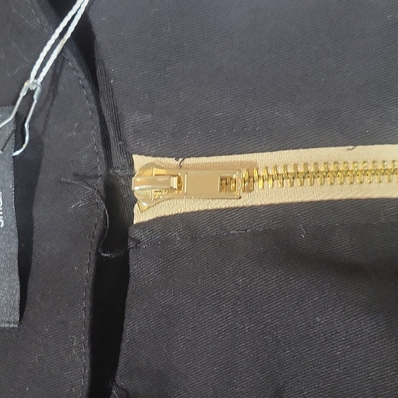 KITTENISH Dria Black Exposed Gold Tone Zipper Mini Dress - Picture 5 of 11